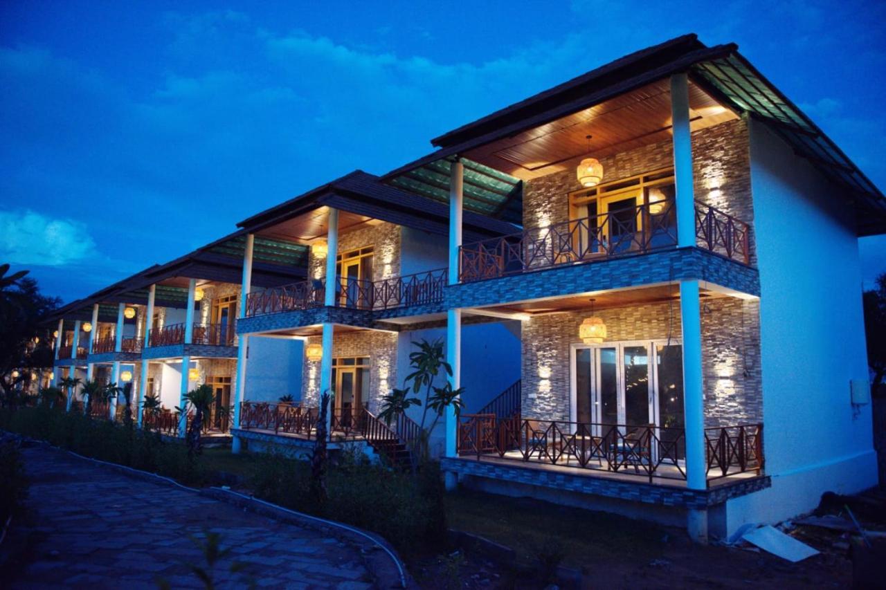 Wild Rose Resort & Spa Pushkar Bagian luar foto